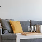 Trendy Dicht Bij De Kust Apartamento Ostende