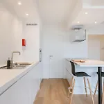 Trendy Dicht Bij De Kust