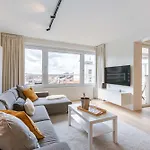 Apartamento Trendy Dicht Bij De Kust