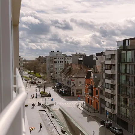 Lejlighed Trendy Dicht Bij De Kust