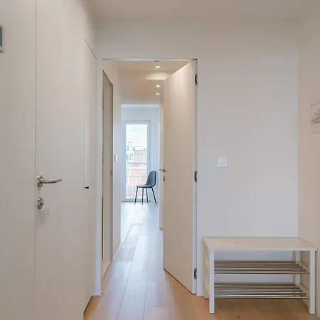 Huswell - Trendy Near The Coastline Apartament *