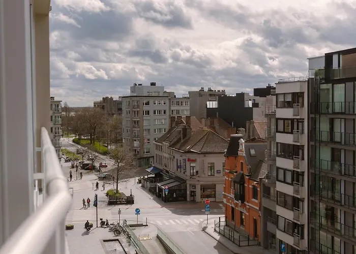 Apartment Trendy Dicht Bij De Kust